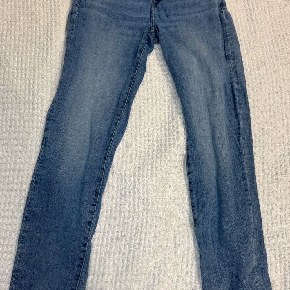 American Eagle Outfitters Light Blue Skinny Jeans